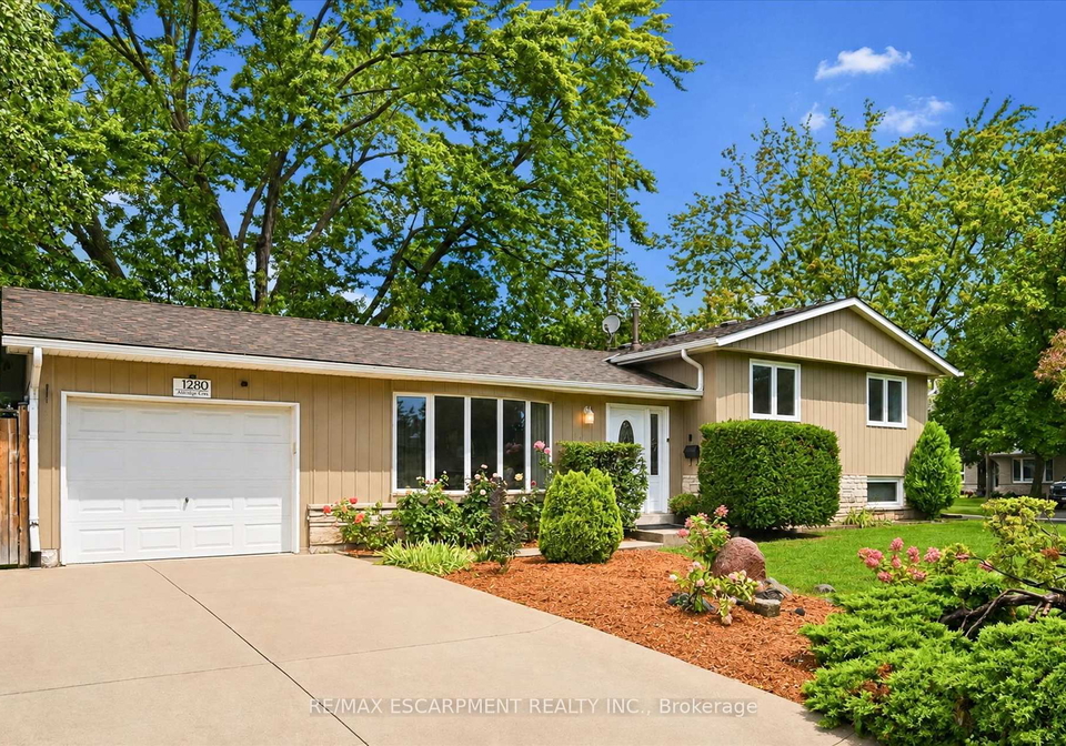 1280-aldridge-crescent-burlington-ontario-w13732698