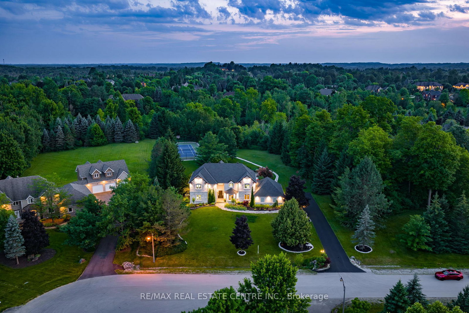 11135-menzies-court-milton-ontario-w13733062