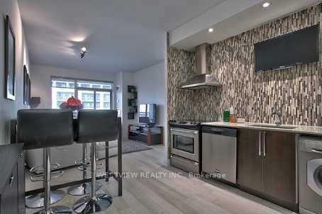 16-brookers-lane-toronto-etobicoke-ontario-w13733072