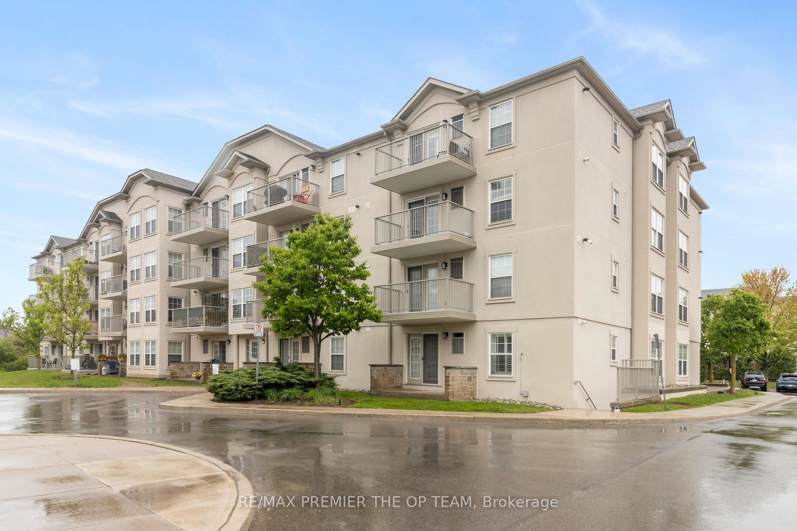 1440-bishops-gate-oakville-ontario-w13733368