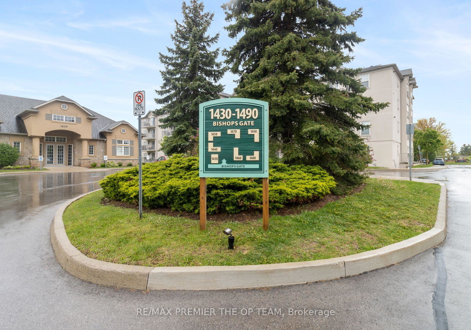 1440-bishops-gate-oakville-ontario-w13733368