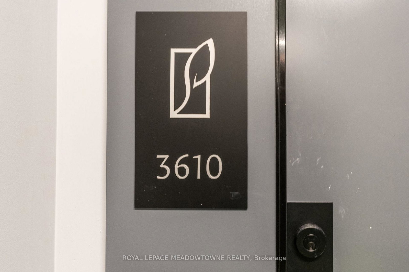 4130-parkside-village-mississauga-ontario-w13733430