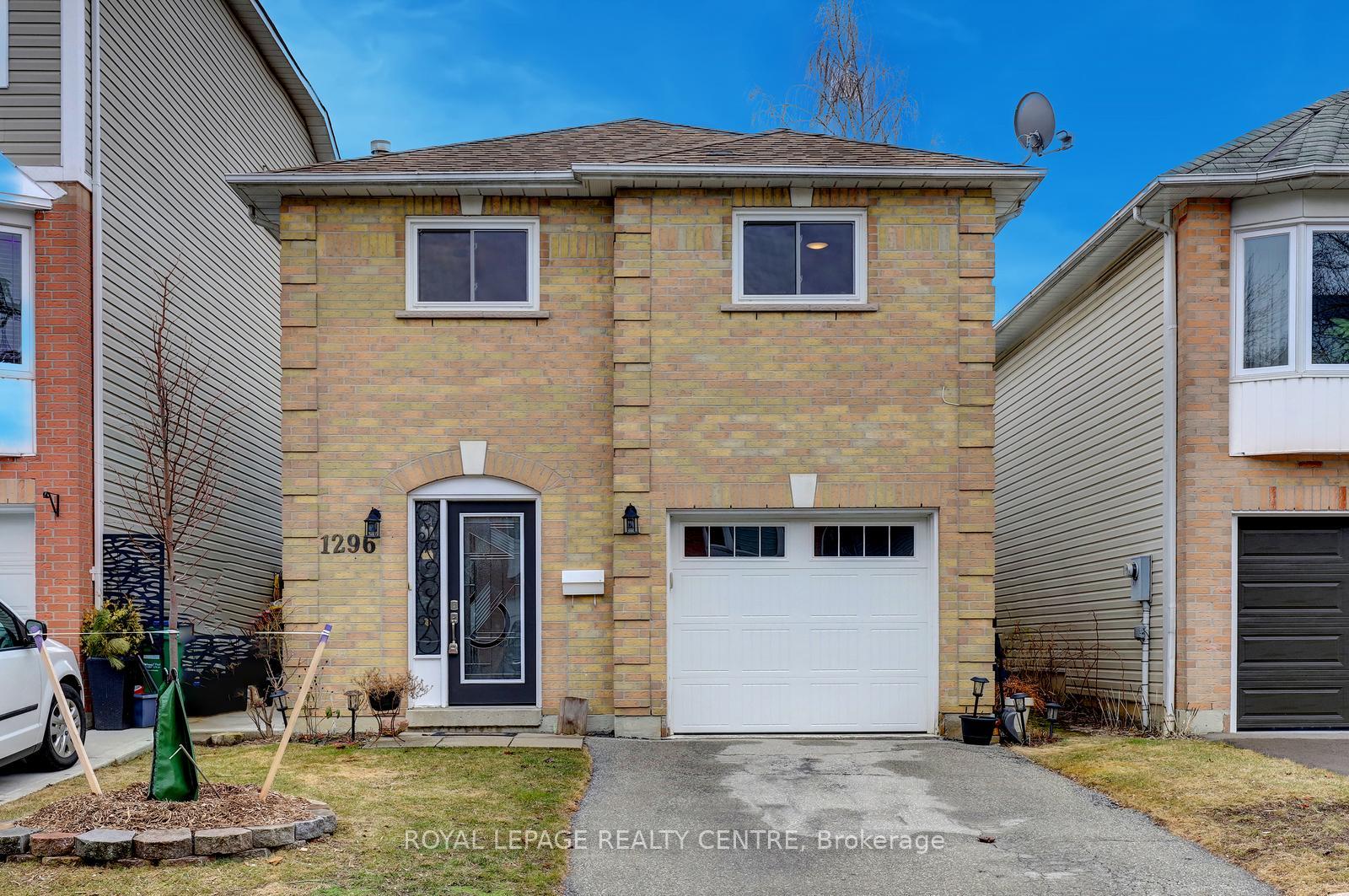 1296-woodhill-court-mississauga-ontario-w13733516