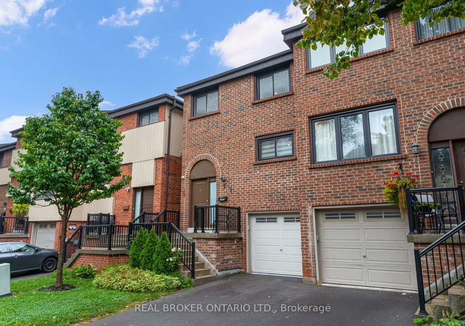 7-maple-branch-path-toronto-etobicoke-ontario-w13733584