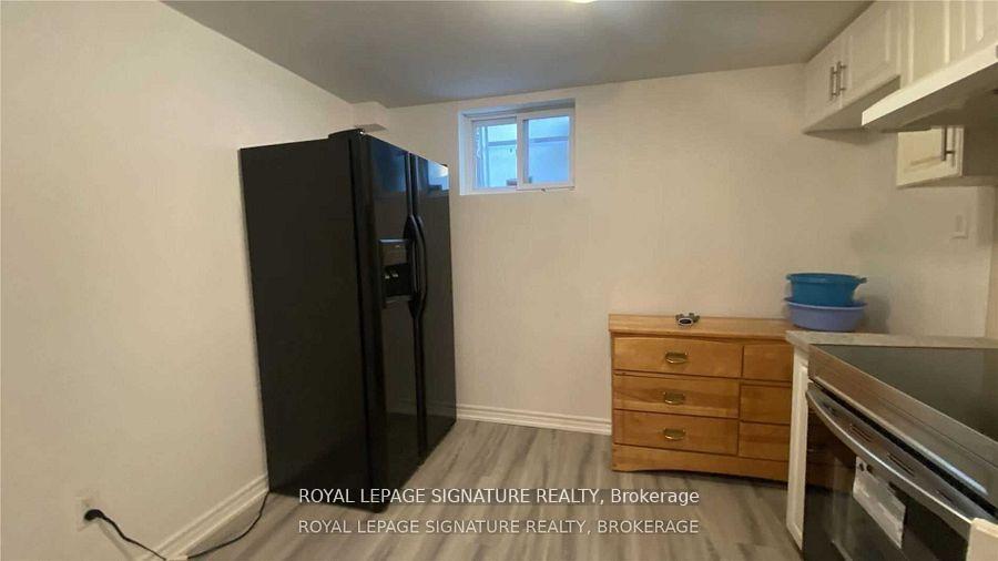 2063-saxon-road-oakville-ontario-w13733620