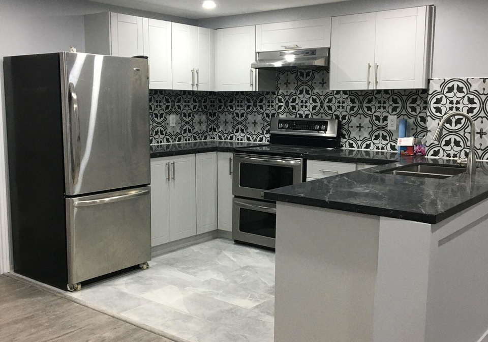 5826-summerside-drive-mississauga-ontario-w13733672