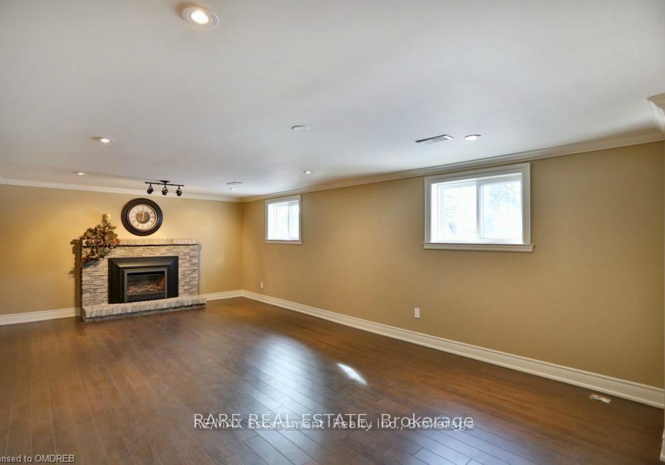 973-falcon-boulevard-n-burlington-ontario-w13733906