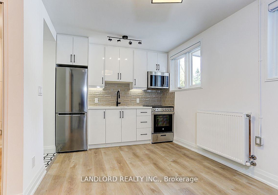 2520-bloor-street-w-toronto-toronto-ontario-w13734032
