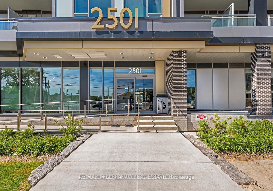 2501-saw-whet-boulevard-oakville-ontario-w13734064
