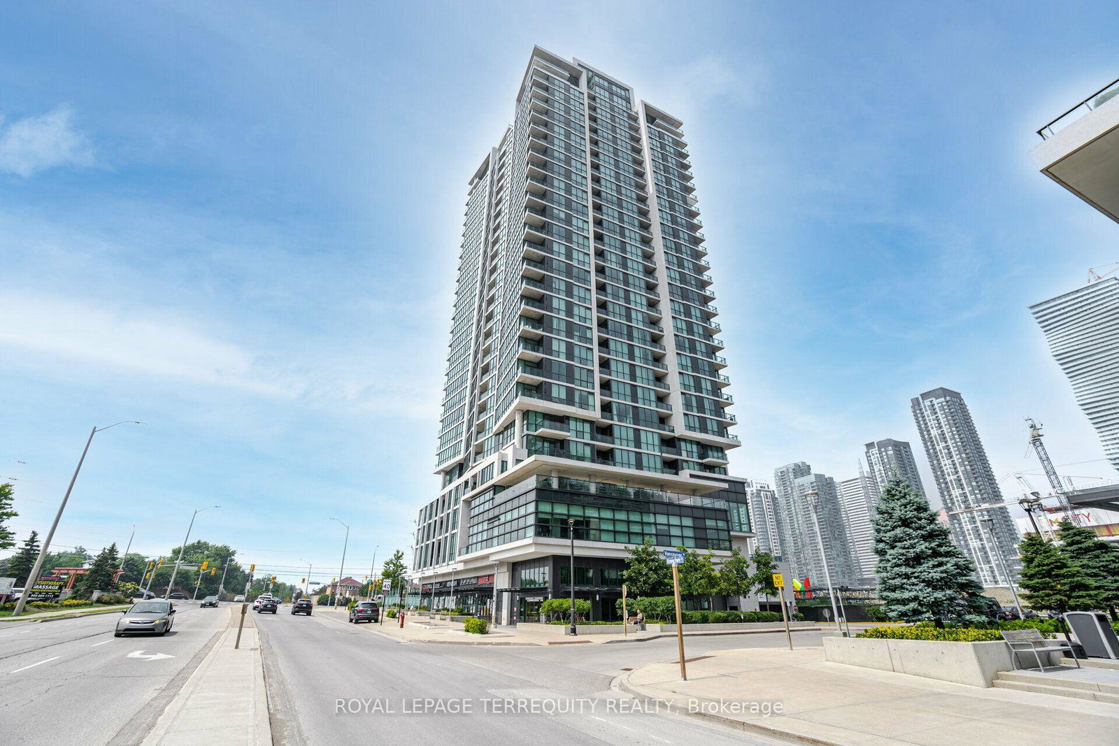 3985-grand-park-drive-mississauga-ontario-w13734066