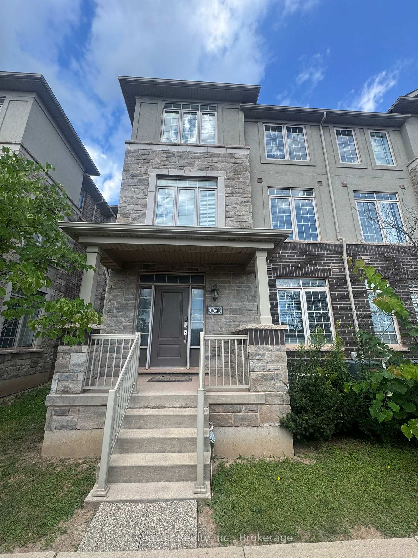 3026-postridge-drive-oakville-ontario-w13734282