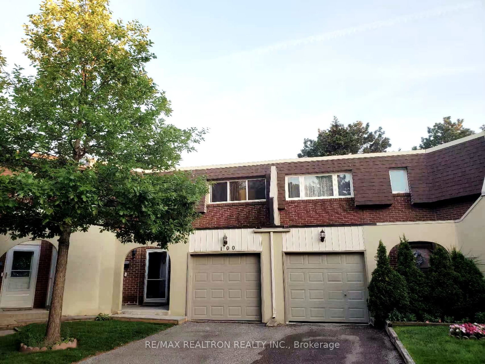 1180-mississauga-valley-boulevard-mississauga-ontario-w13734862