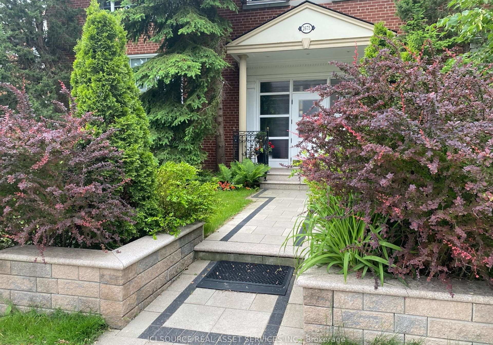 2675-bloor-street-w-toronto-etobicoke-ontario-w13735120