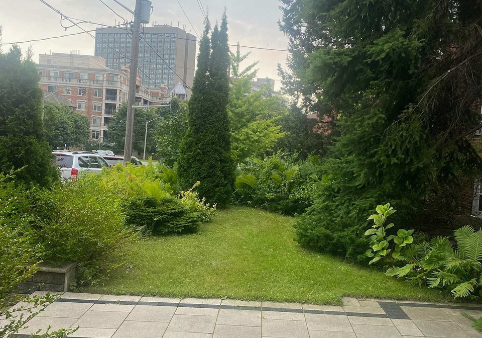 2675-bloor-street-w-toronto-etobicoke-ontario-w13735120