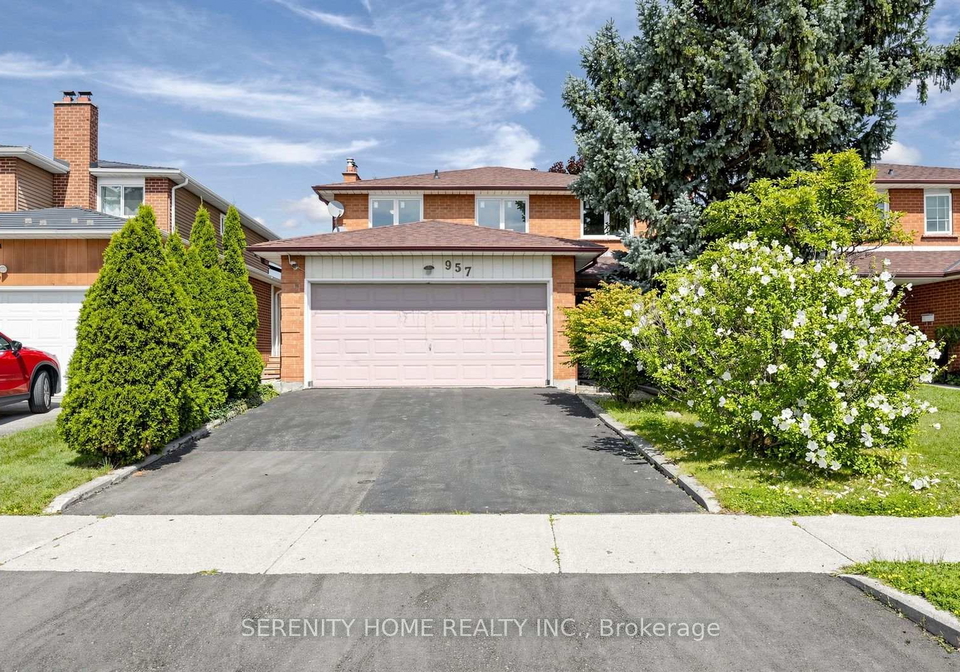 957-queensbridge-drive-mississauga-ontario-w13735190