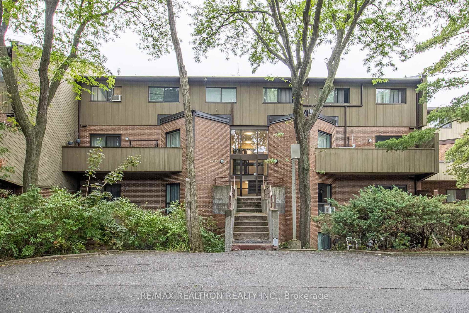 2035-south-millway-drive-mississauga-ontario-w13735224