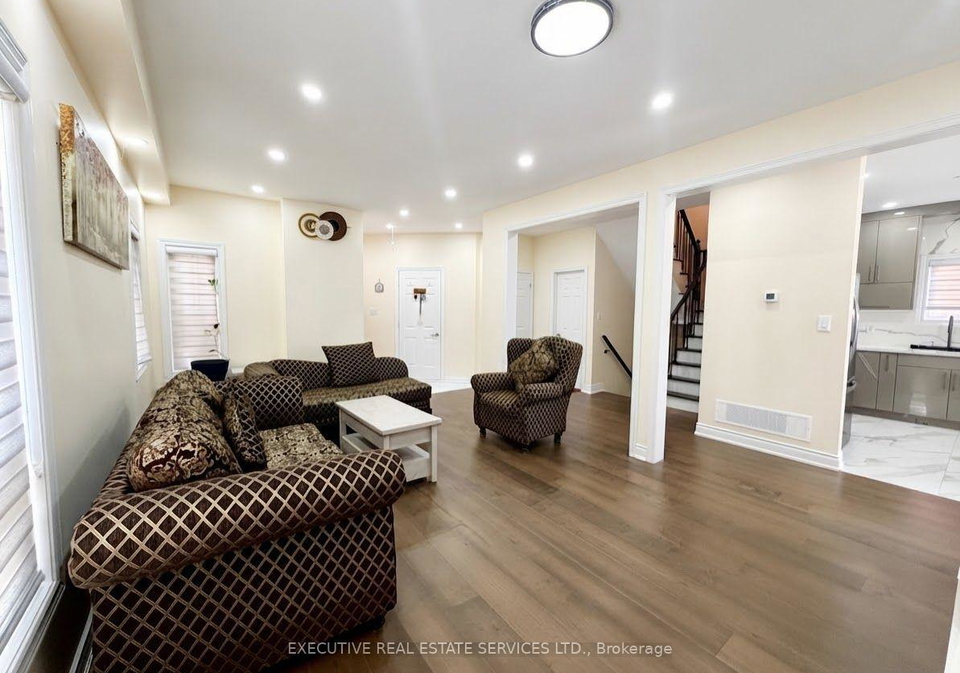 118-turquoise-crescent-brampton-ontario-w13735776