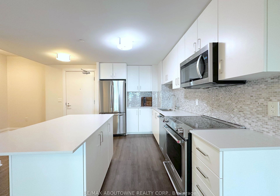 2333-taunton-road-oakville-ontario-w13735886