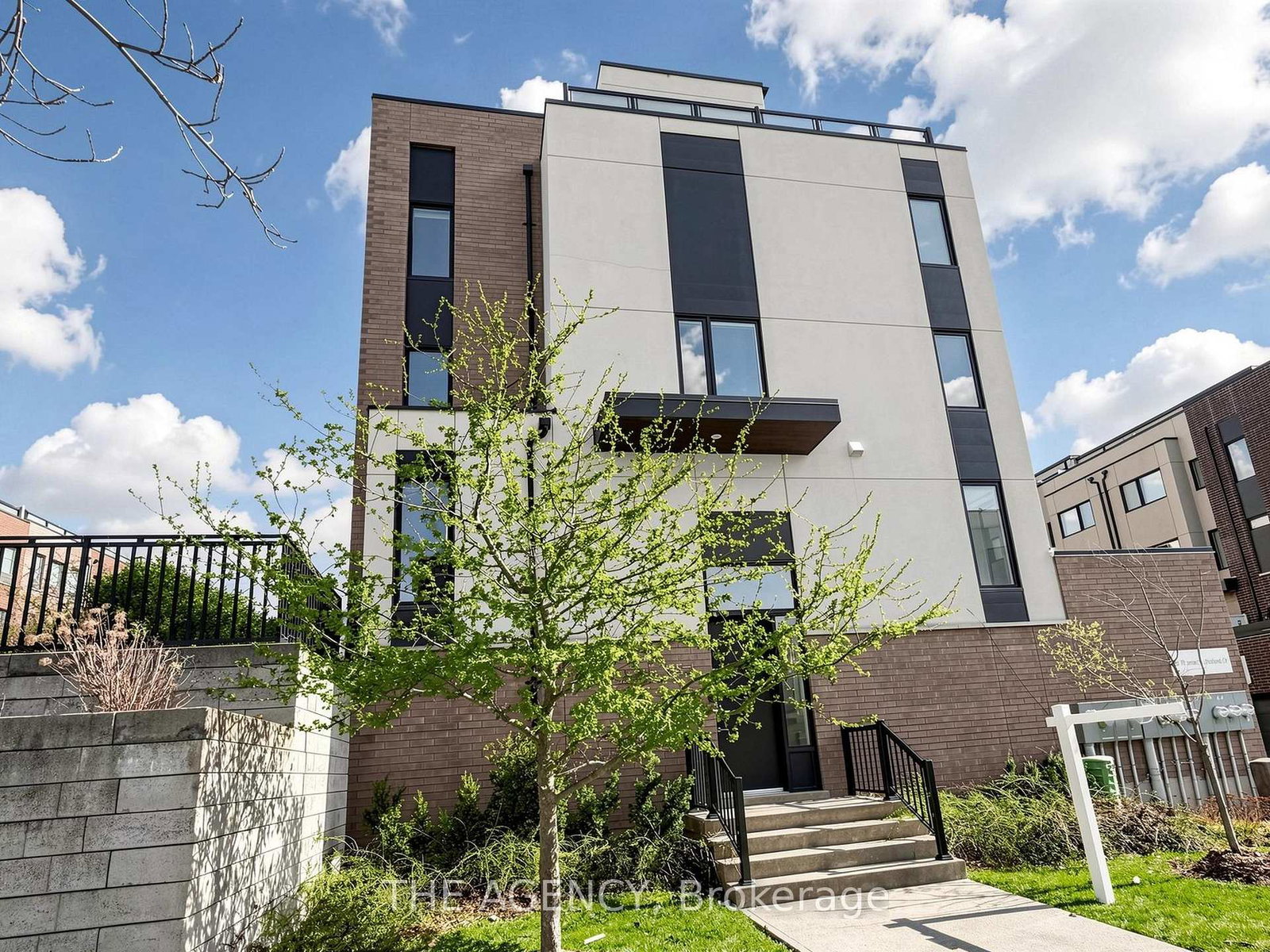 55-thomas-mulholland-drive-toronto-york-ontario-w13735964