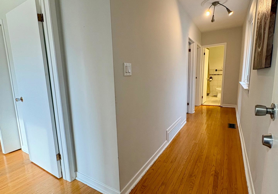 315-harvie-avenue-toronto-toronto-ontario-w13736226