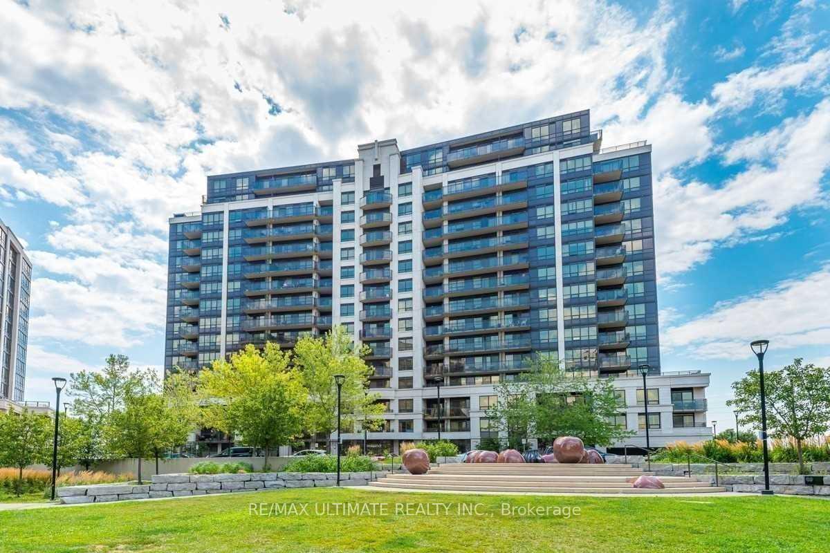 1070-sheppard-avenue-w-toronto-york-ontario-w13736334