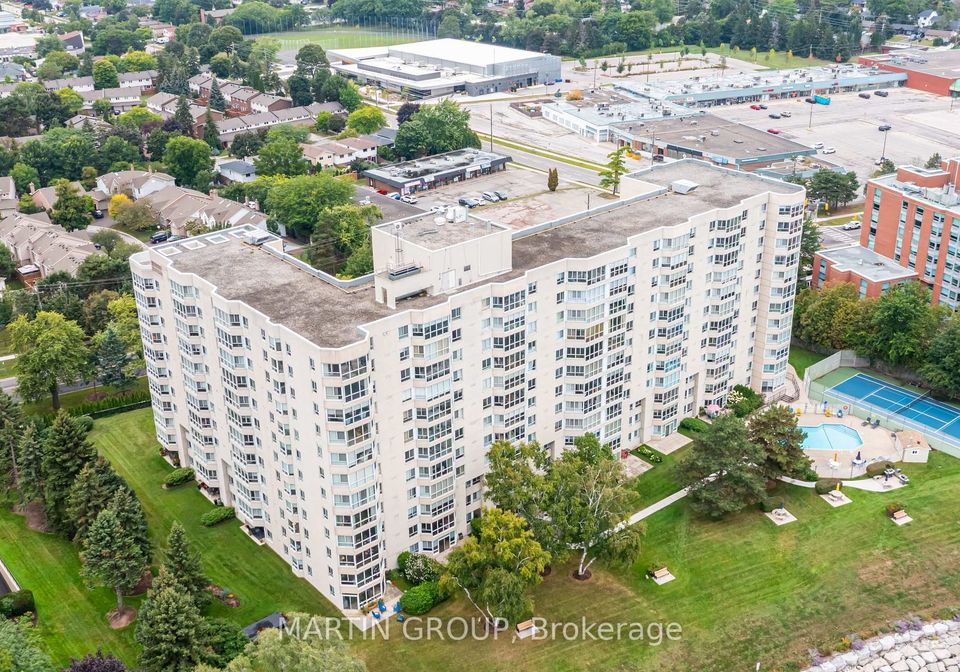 5280-lakeshore-road-burlington-ontario-w13736350