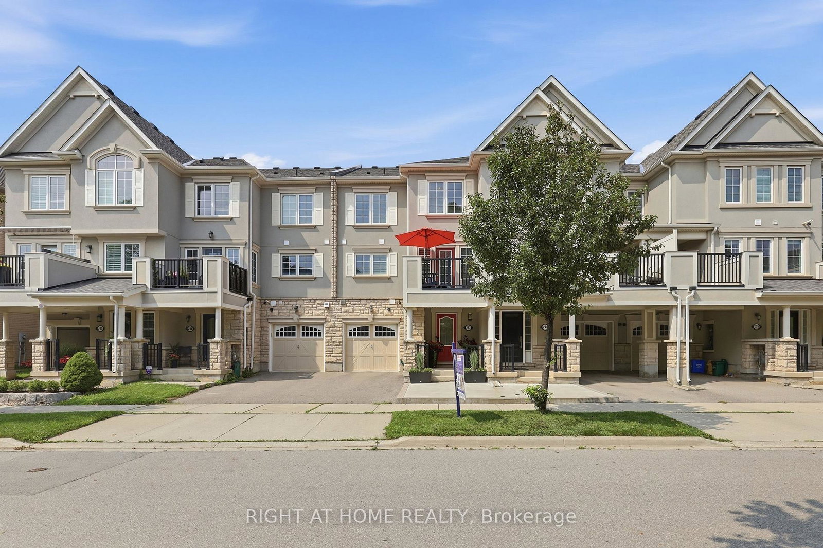 283-ellen-davidson-drive-oakville-ontario-w13736426