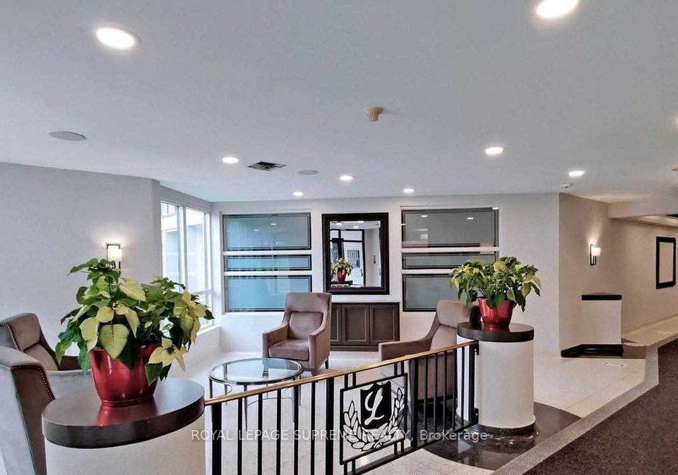 10-laurelcrest-street-n-brampton-ontario-w13736434