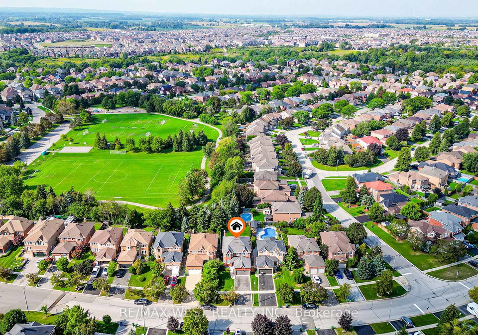 24-royal-valley-drive-caledon-ontario-w13736464