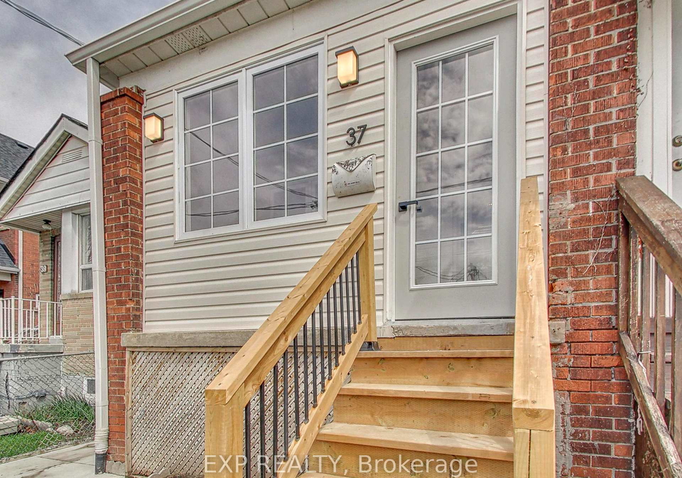 37-gilbert-avenue-toronto-toronto-ontario-w13736494