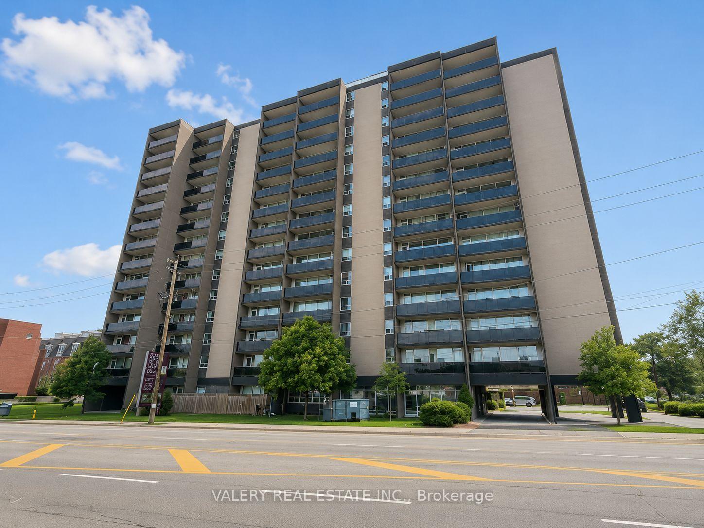 890-jane-street-toronto-toronto-ontario-w13736918