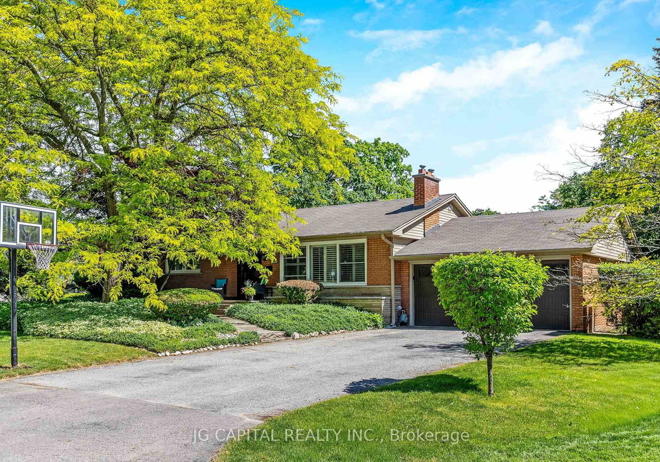 319-south-court-s-burlington-ontario-w13736922