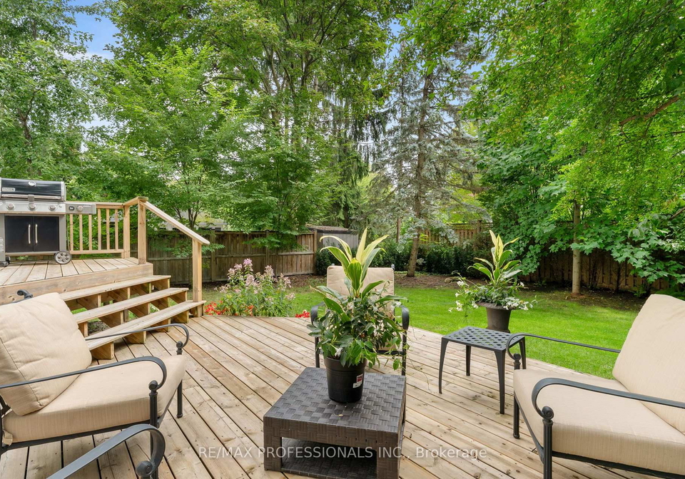 7-bannon-avenue-toronto-etobicoke-ontario-w13737042