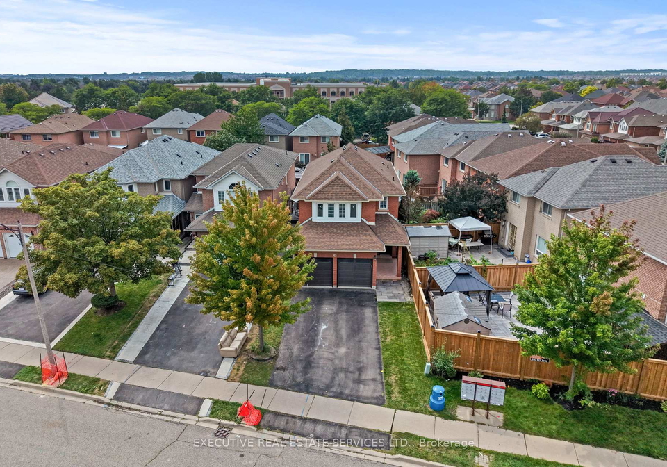 45-sahara-trail-brampton-ontario-w13737184