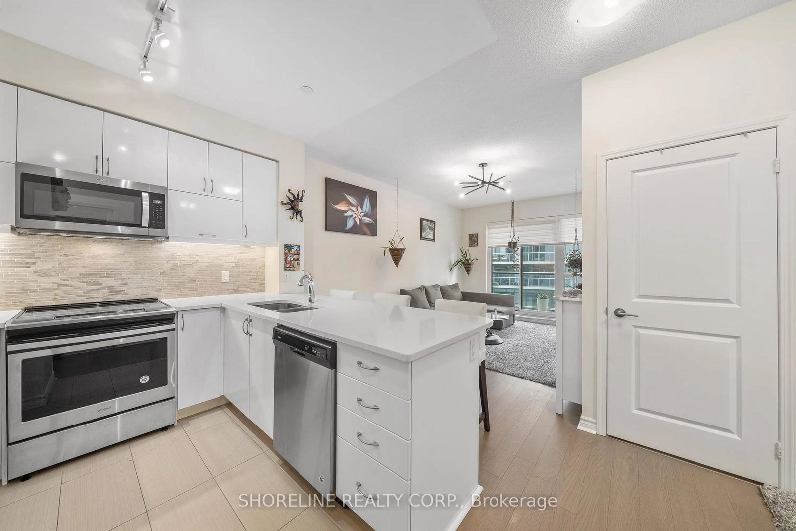 39-annie-craig-drive-toronto-etobicoke-ontario-w13737500