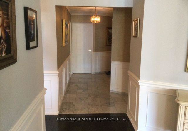 2000-islington-avenue-toronto-etobicoke-ontario-w13737546