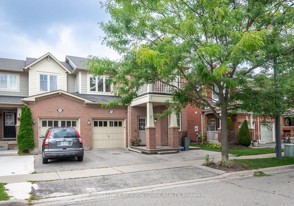 845-gifford-crescent-milton-ontario-w13737786