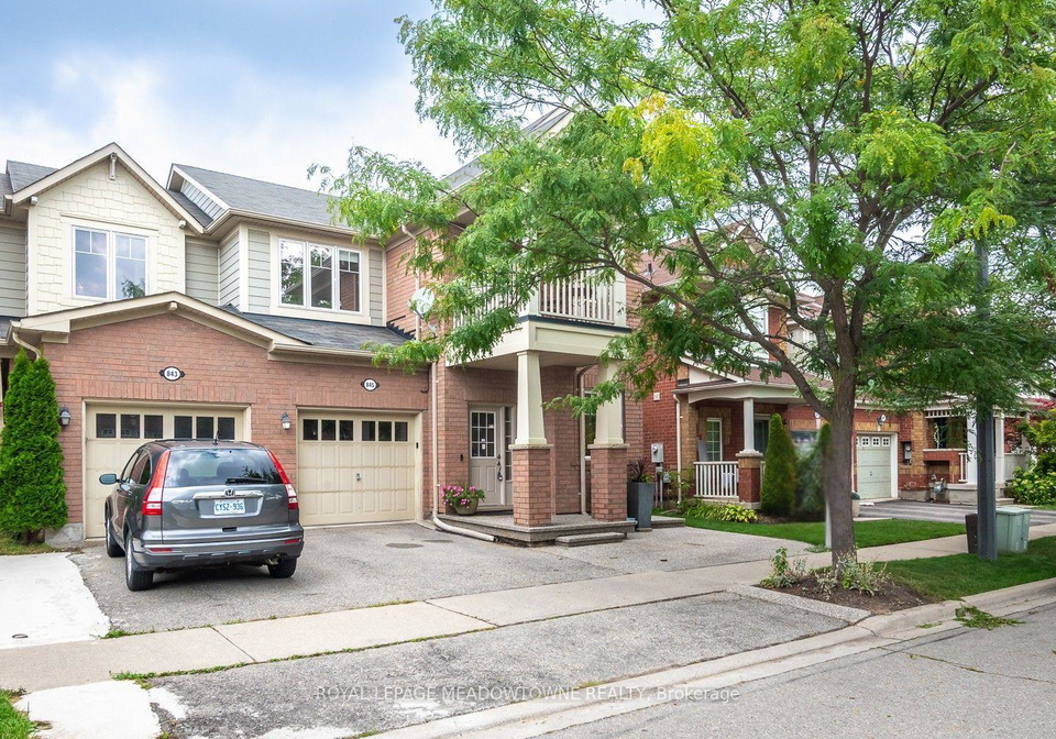 845-gifford-crescent-milton-ontario-w13737786