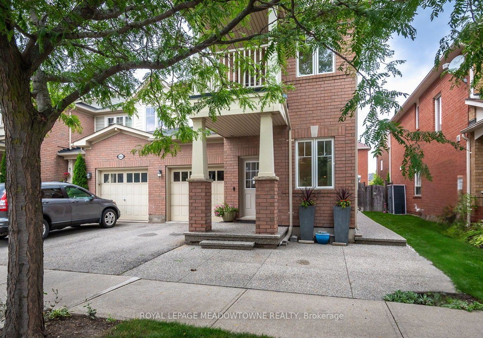 845-gifford-crescent-milton-ontario-w13737786
