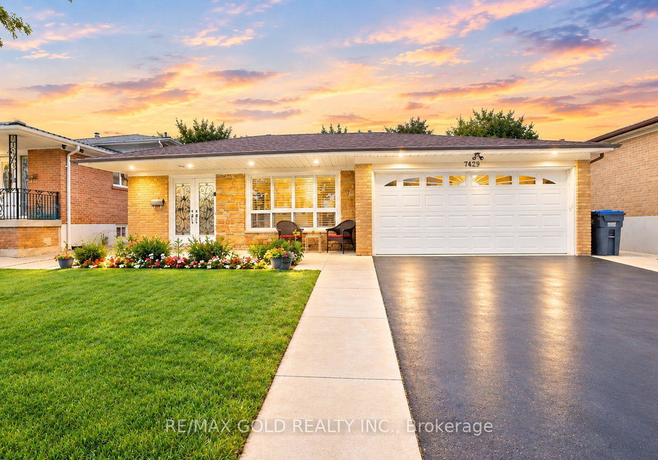 7428-pickfair-drive-mississauga-ontario-w13737828