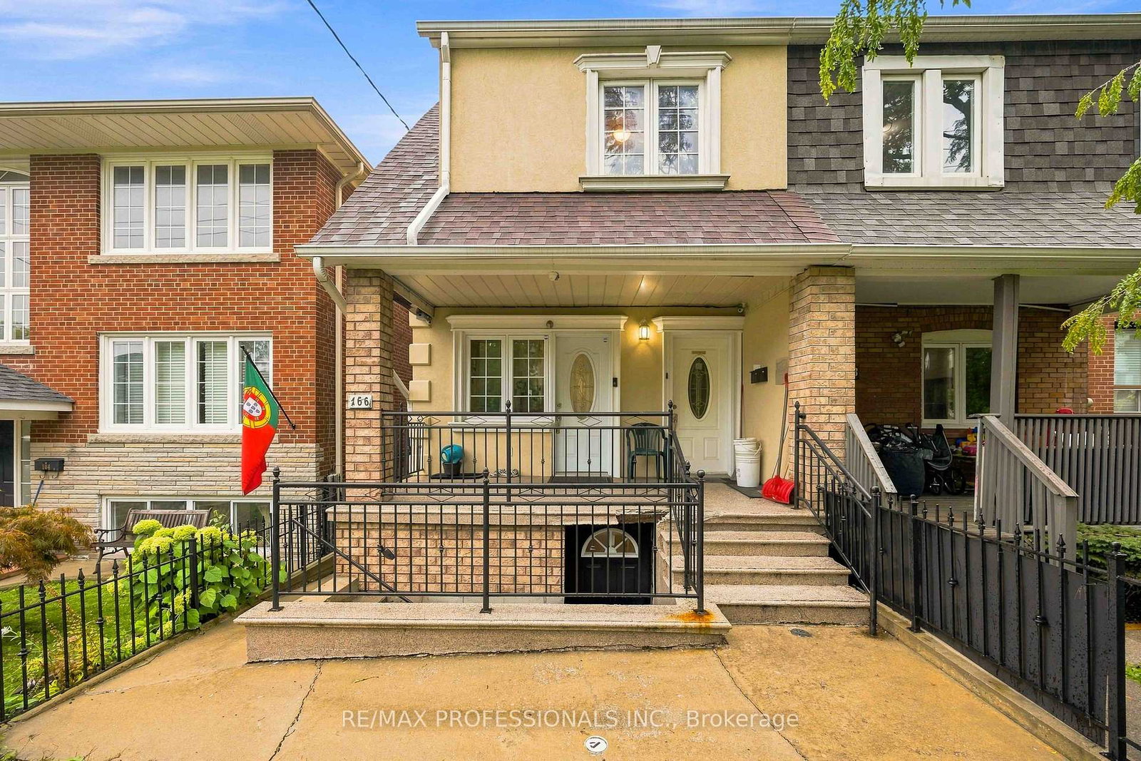 166-caledonia-road-toronto-toronto-ontario-w13737862