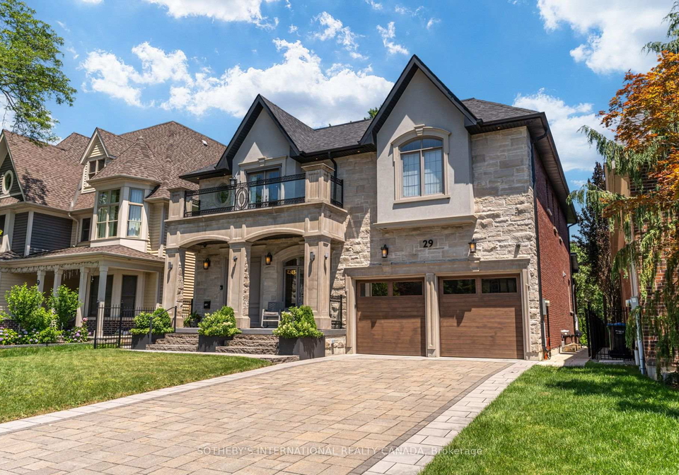 29-oakwood-avenue-mississauga-ontario-w13737968