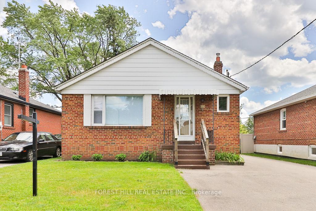 19-silvercrest-avenue-toronto-etobicoke-ontario-w13738090