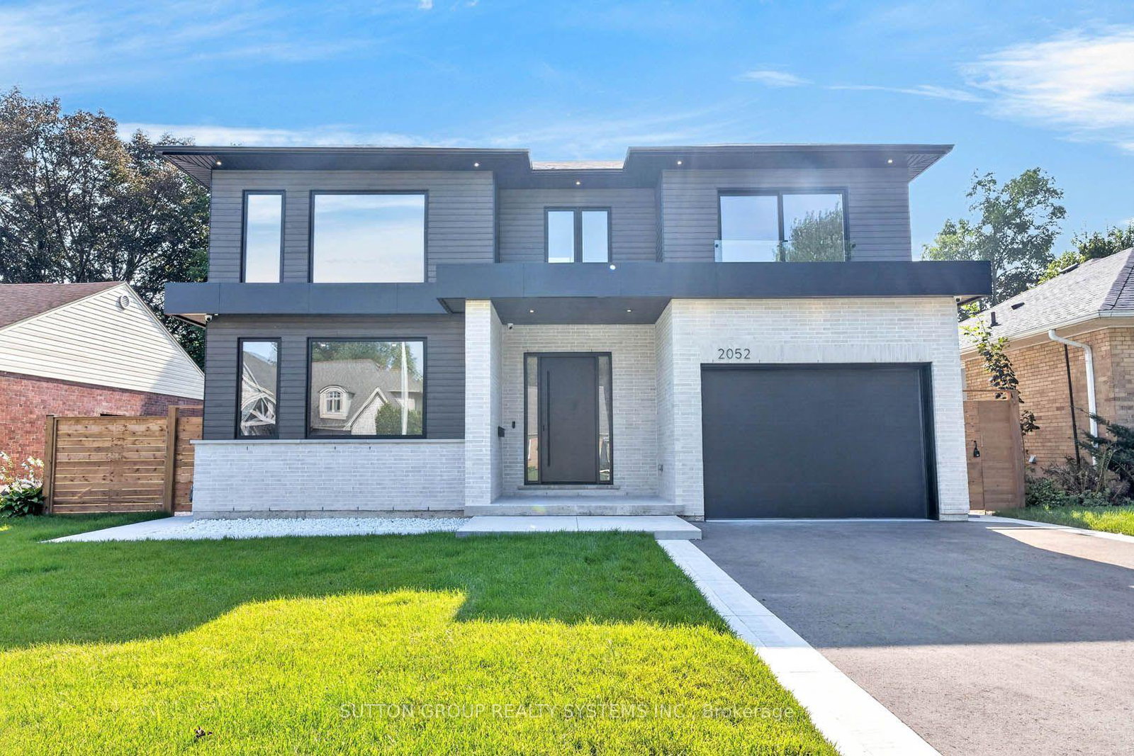 2052-redan-drive-mississauga-ontario-w13738360