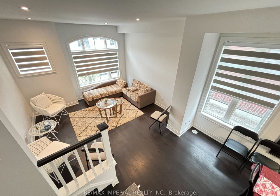 70-lunar-crescent-mississauga-ontario-w13738484