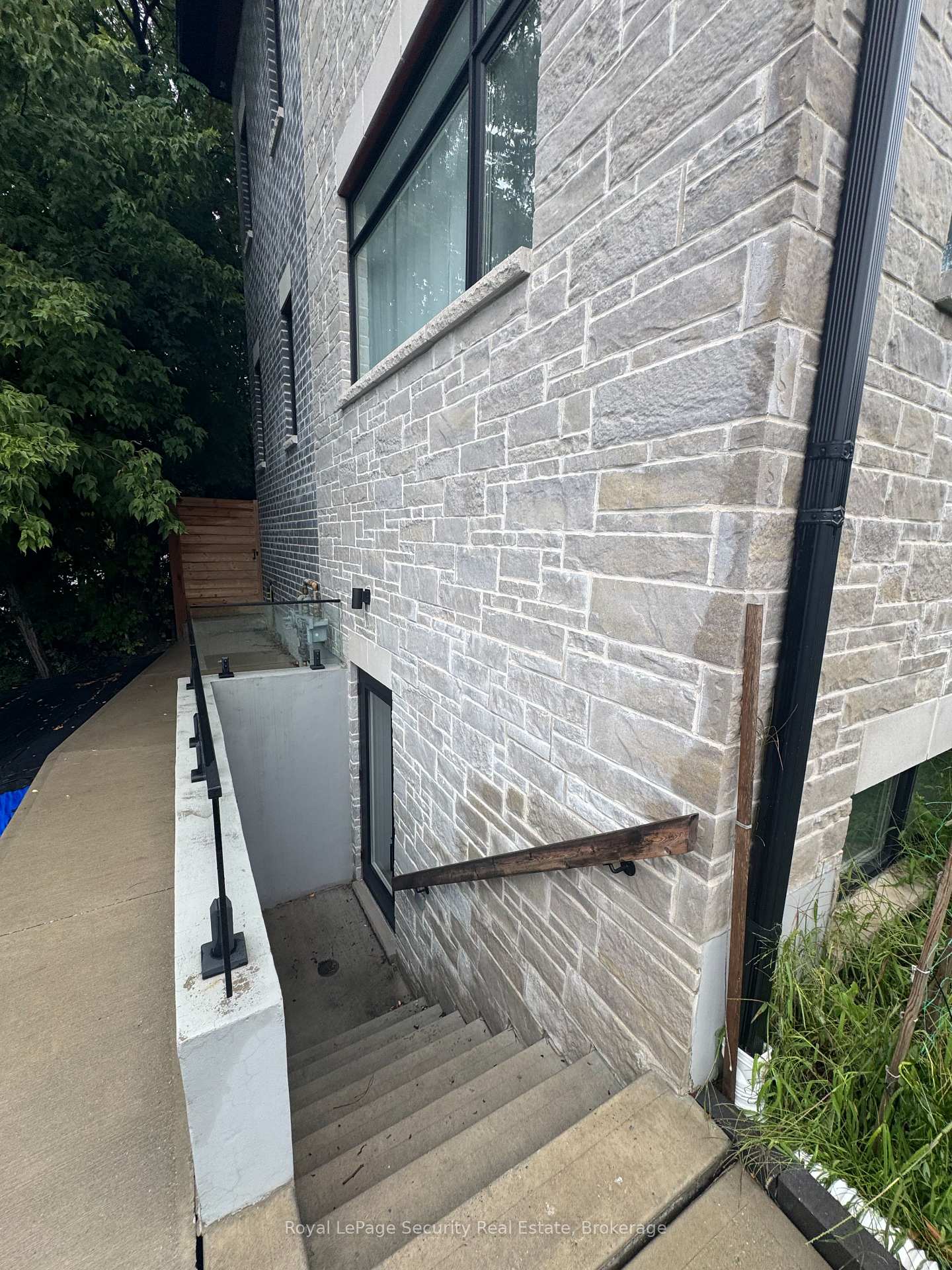 196-strathnairn-avenue-toronto-north-york-ontario-w13738532