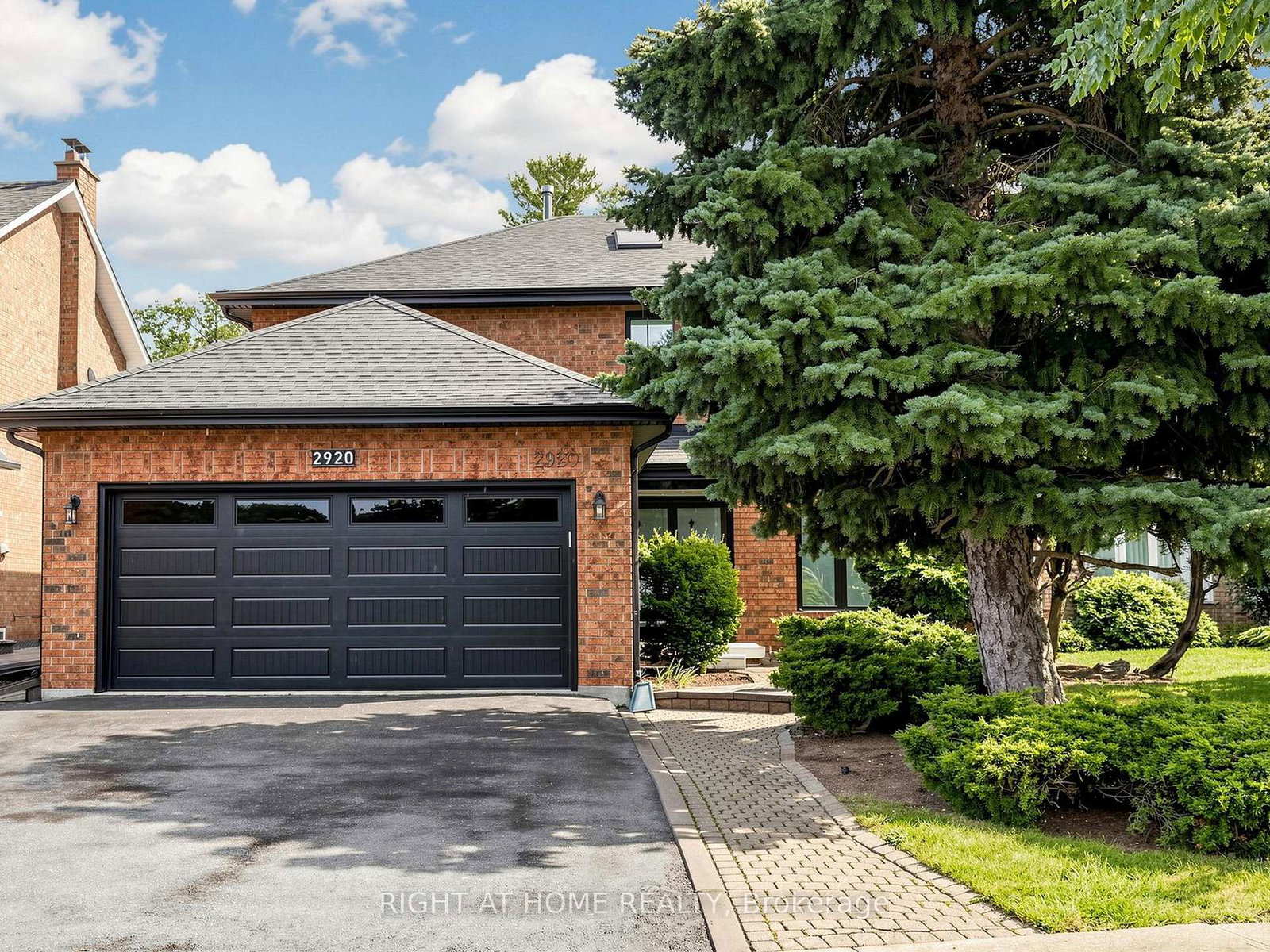 2920-kingsway-drive-oakville-ontario-w13738934