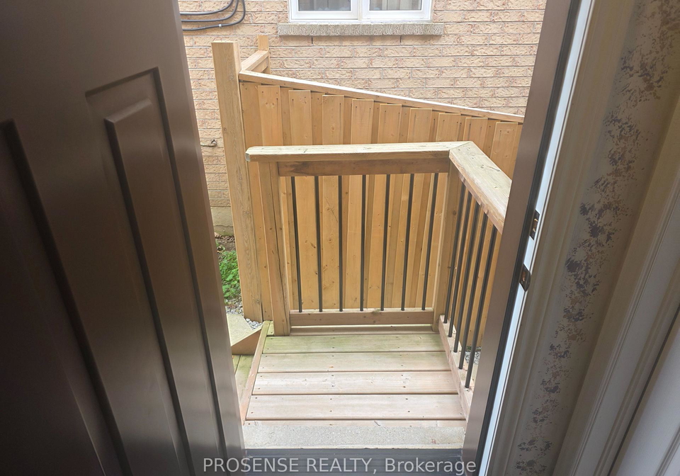 118-rollingwood-bsmt-drive-brampton-ontario-w13738980
