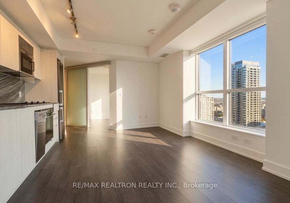 5-mabelle-avenue-toronto-etobicoke-ontario-w13739028