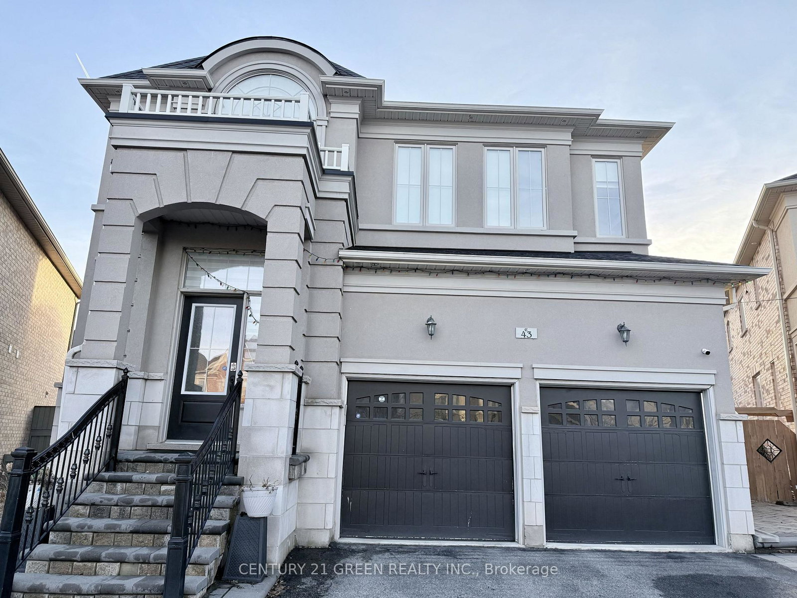 43-black-diamond-crescent-brampton-ontario-w13739052